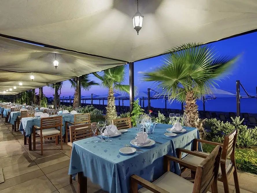 Kalamata  À La Carte Restoranı